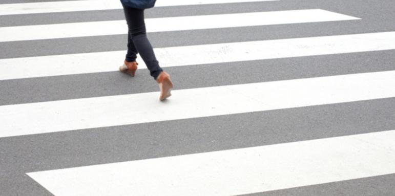 Блъснаха жена на пешеходна пътека във Враца